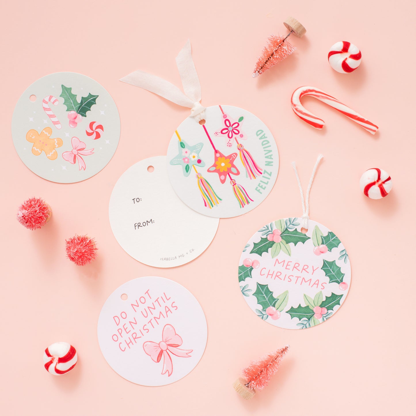 Feliz Navidad Circle Gift Tags